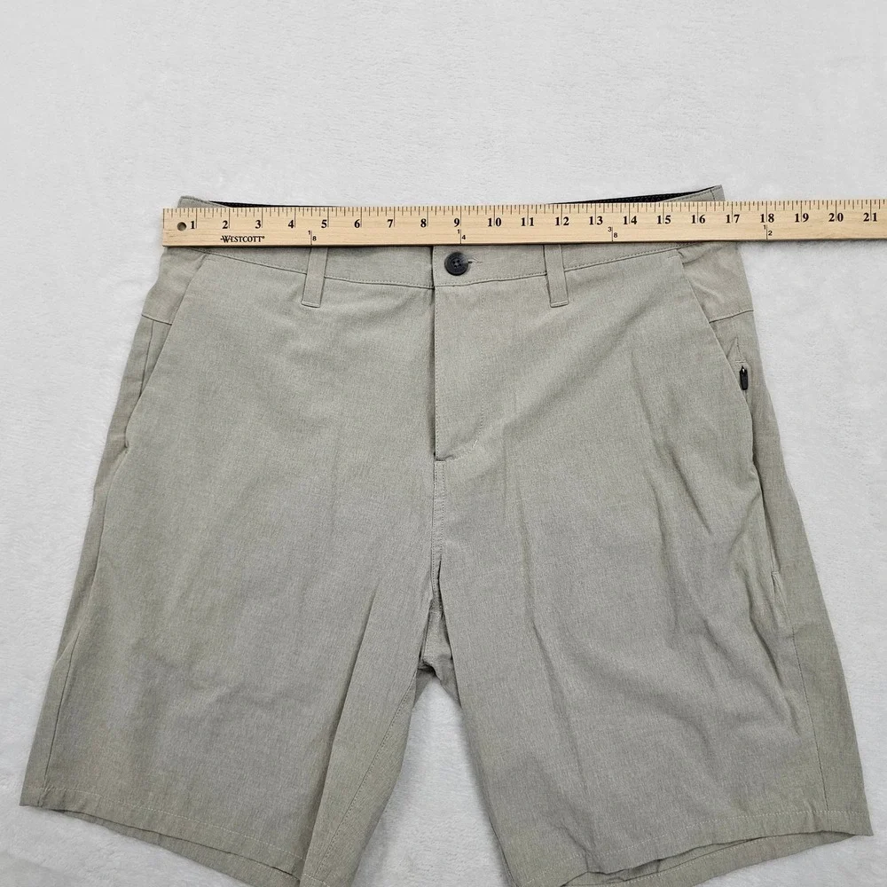 Vuori Hybrid Shorts Mens 32 Khaki Tan Aim Stretch Boardshorts Chino Surf Outdoor